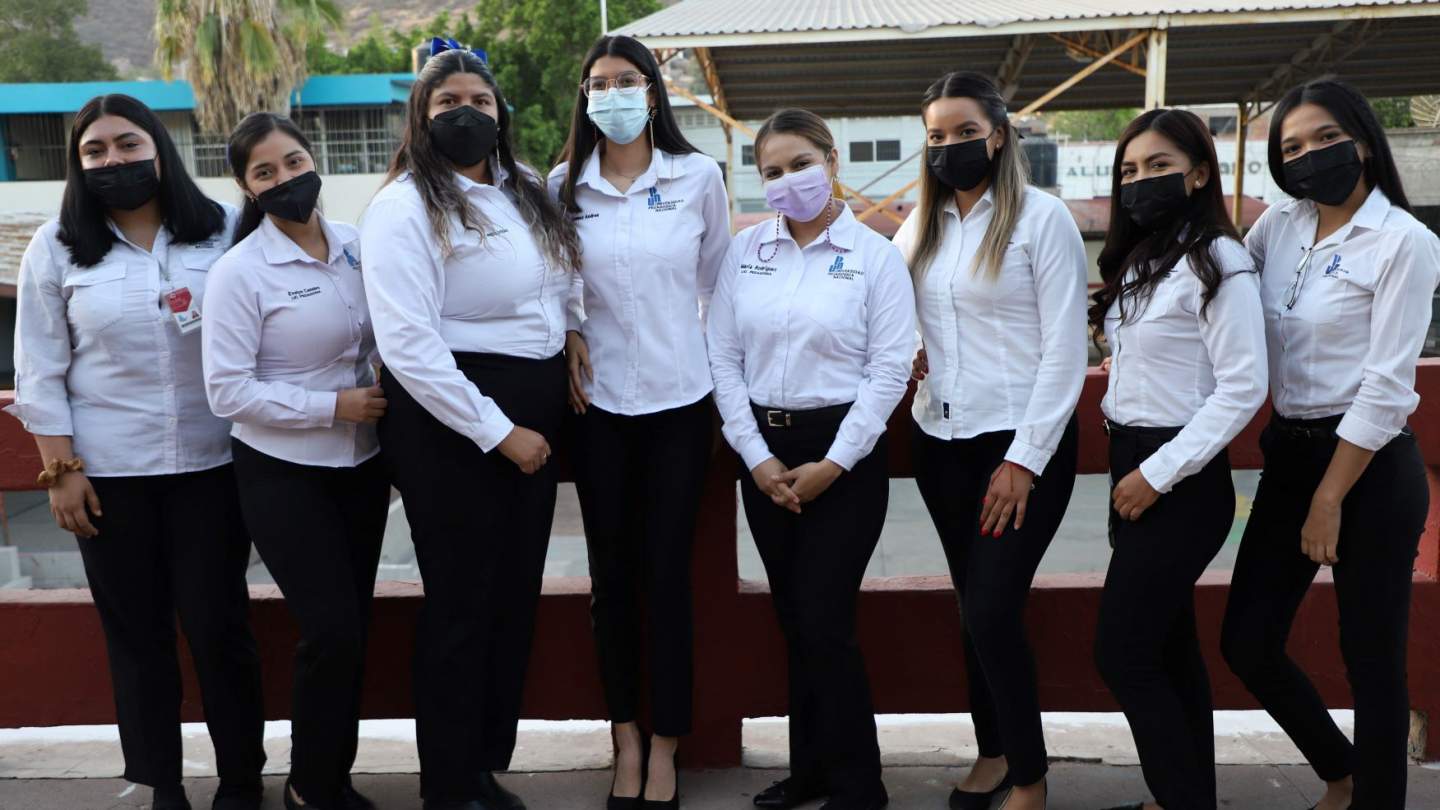 Estudiantes y egresadas de UPN Guaymas presentan resultados de investigación educativa